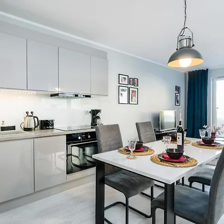 Niedzialkowskiego By Renters Апартаменты