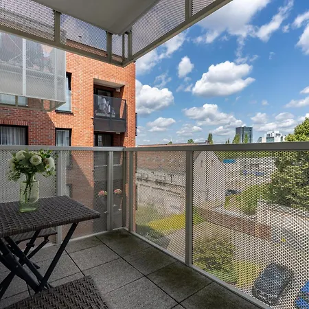 Niedzialkowskiego By Renters * Познань