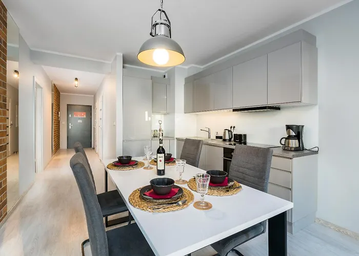 Niedzialkowskiego By Renters Apartamento *