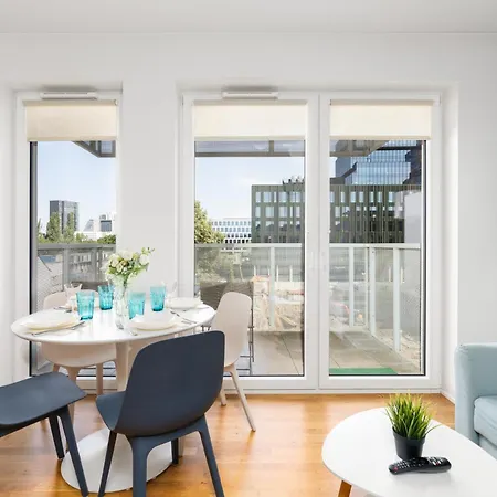 Niedzialkowskiego By Renters *